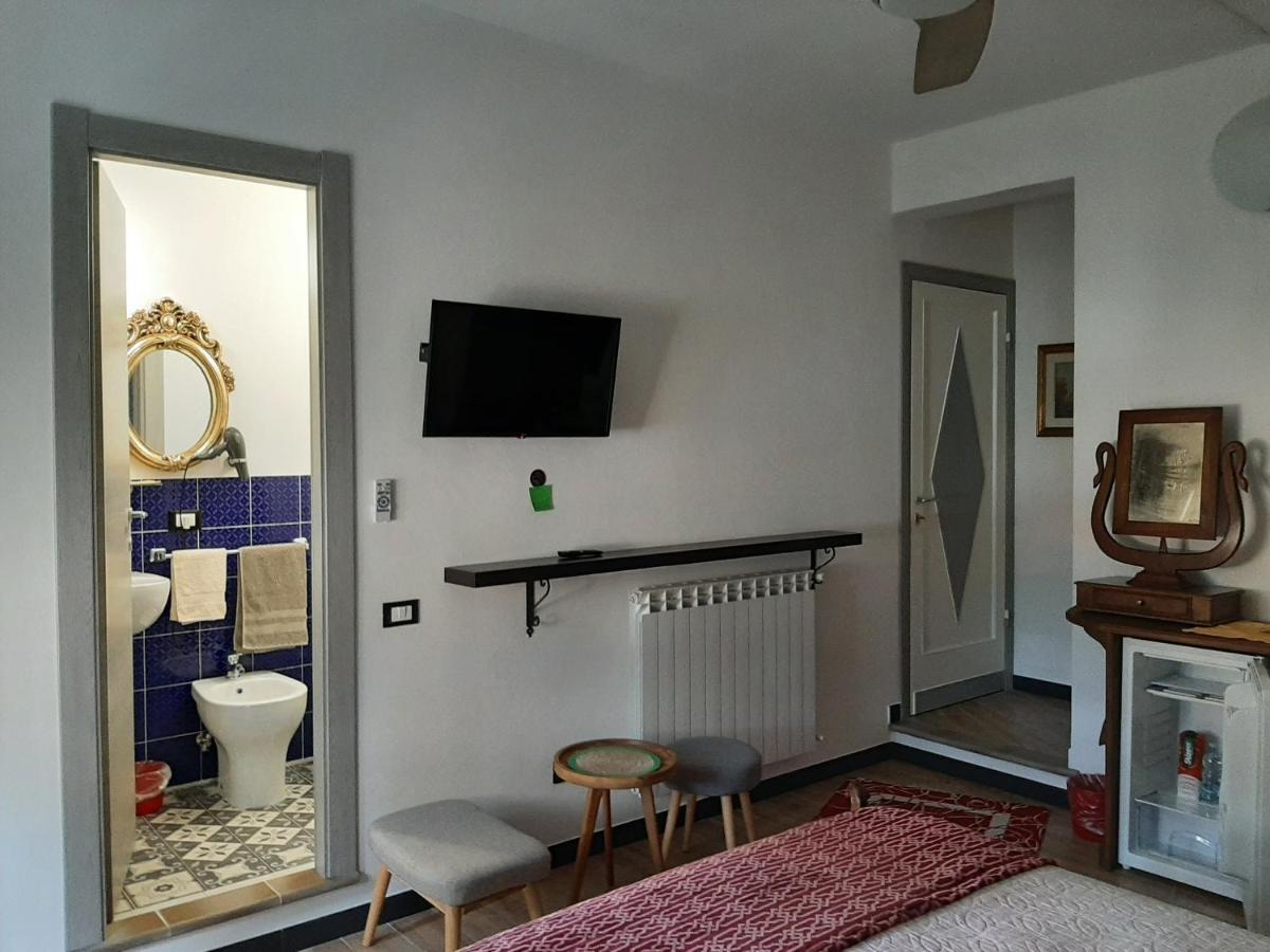 Retro' Beb Bed and Breakfast Λα Σπέτσια Εξωτερικό φωτογραφία